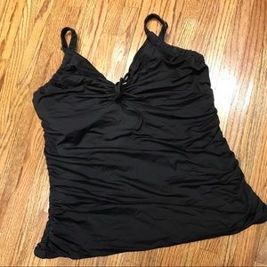 CocoReef 16W / 38D black tankini top swimsuit